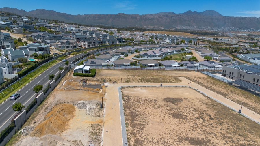 3 Bedroom Property for Sale in Mzuri Estate Western Cape